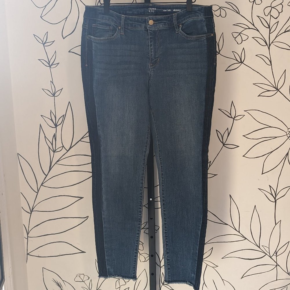 Crown & Ivy Tuxedo Fray Hem Jeans